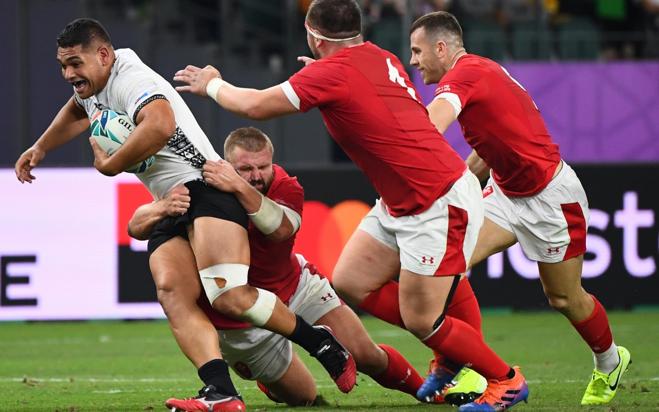 Francis helps Wales book last eight spot