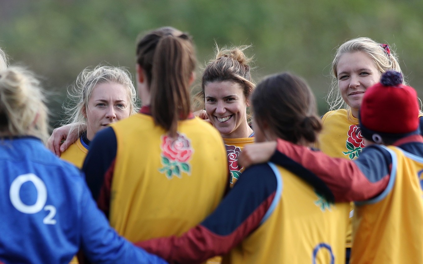 Red Roses side to face France