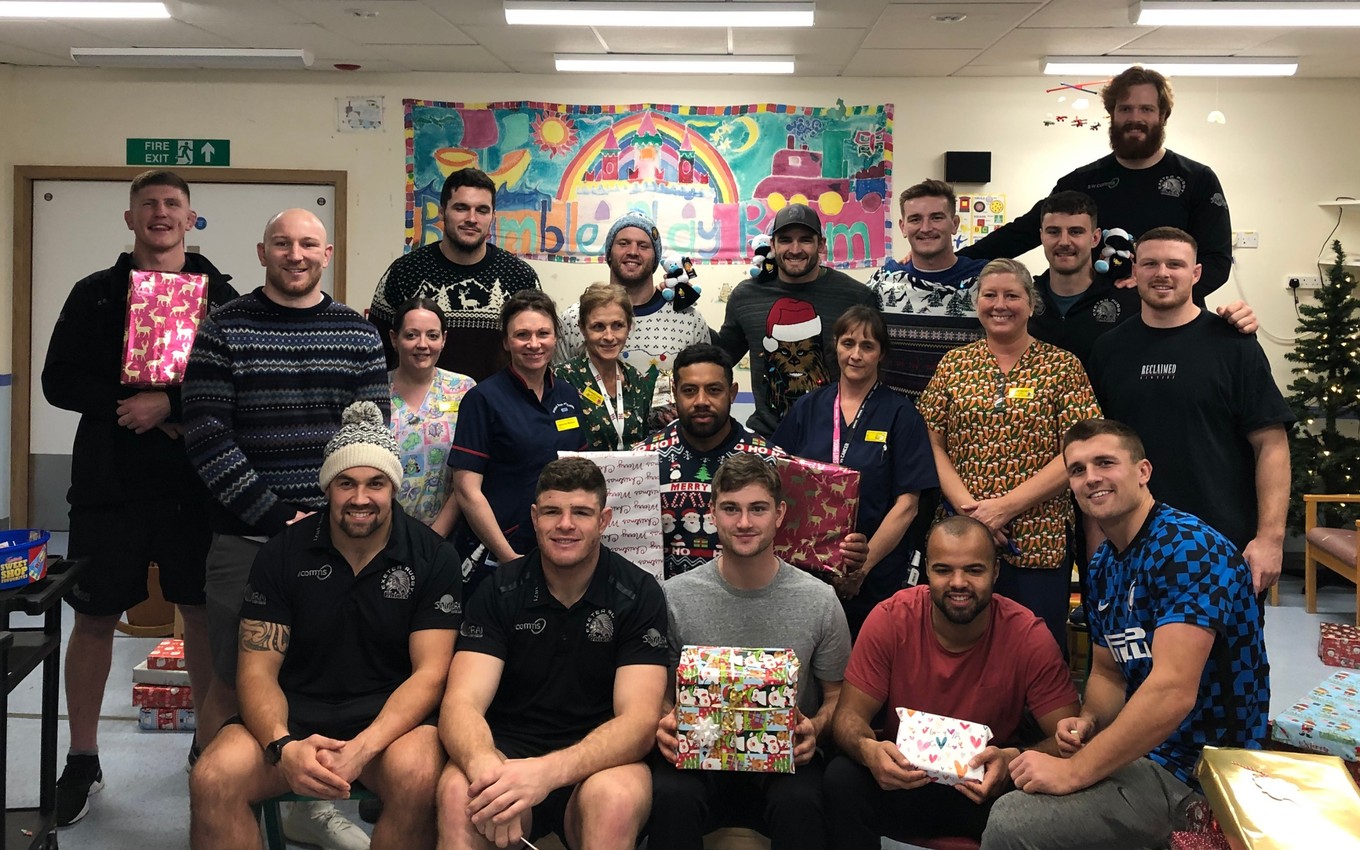 Chiefs help spread some Christmas cheer