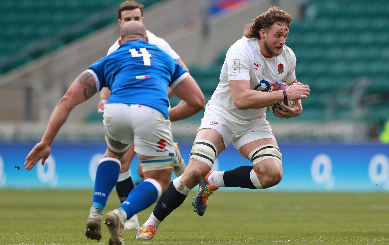 Chiefs trio help England to victory