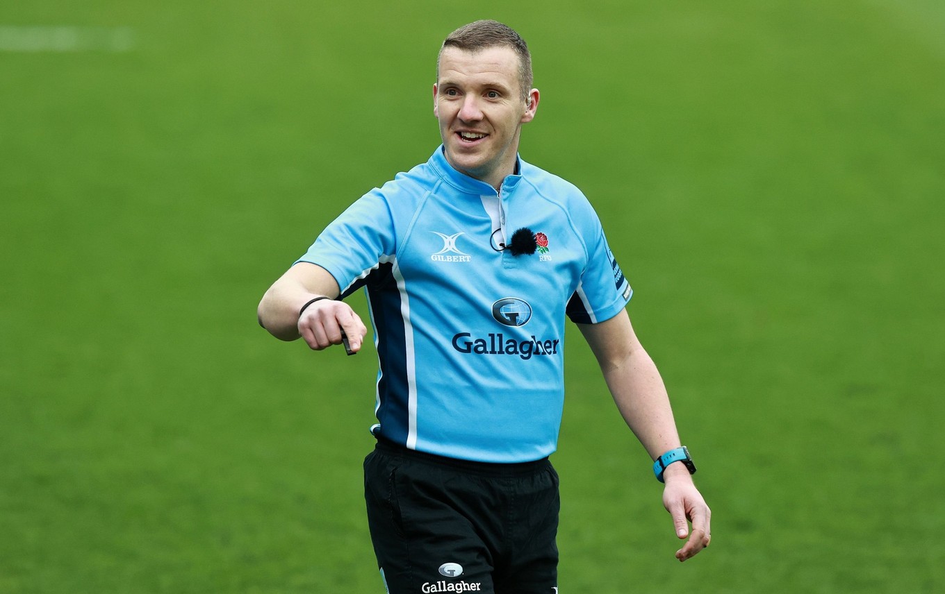 Foley to take charge of semi-final clash