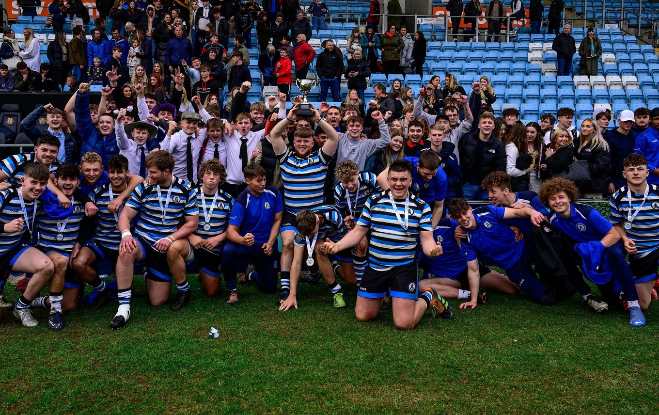 Exeter College retain their title