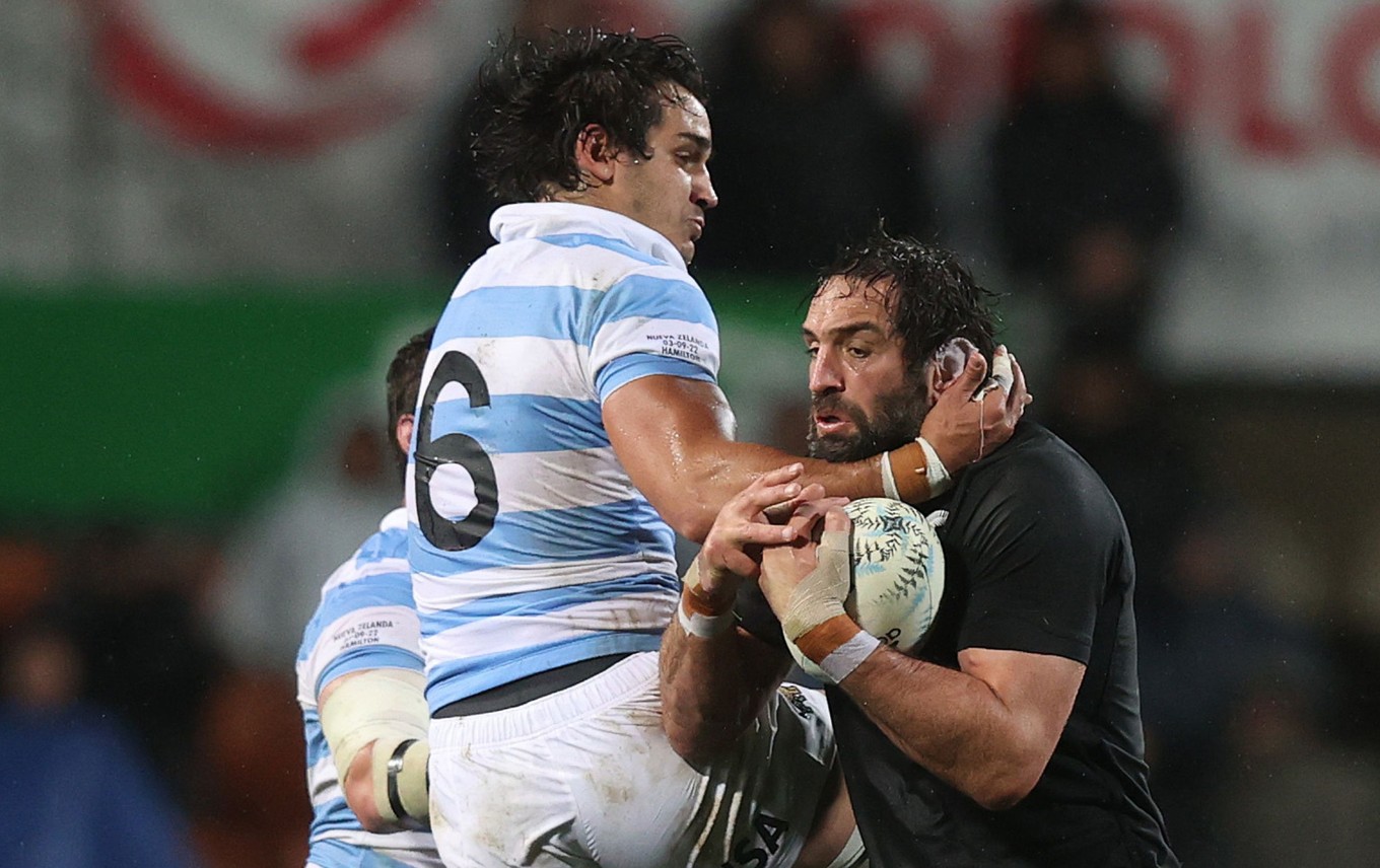 Grondona suffers as All Blacks run riot