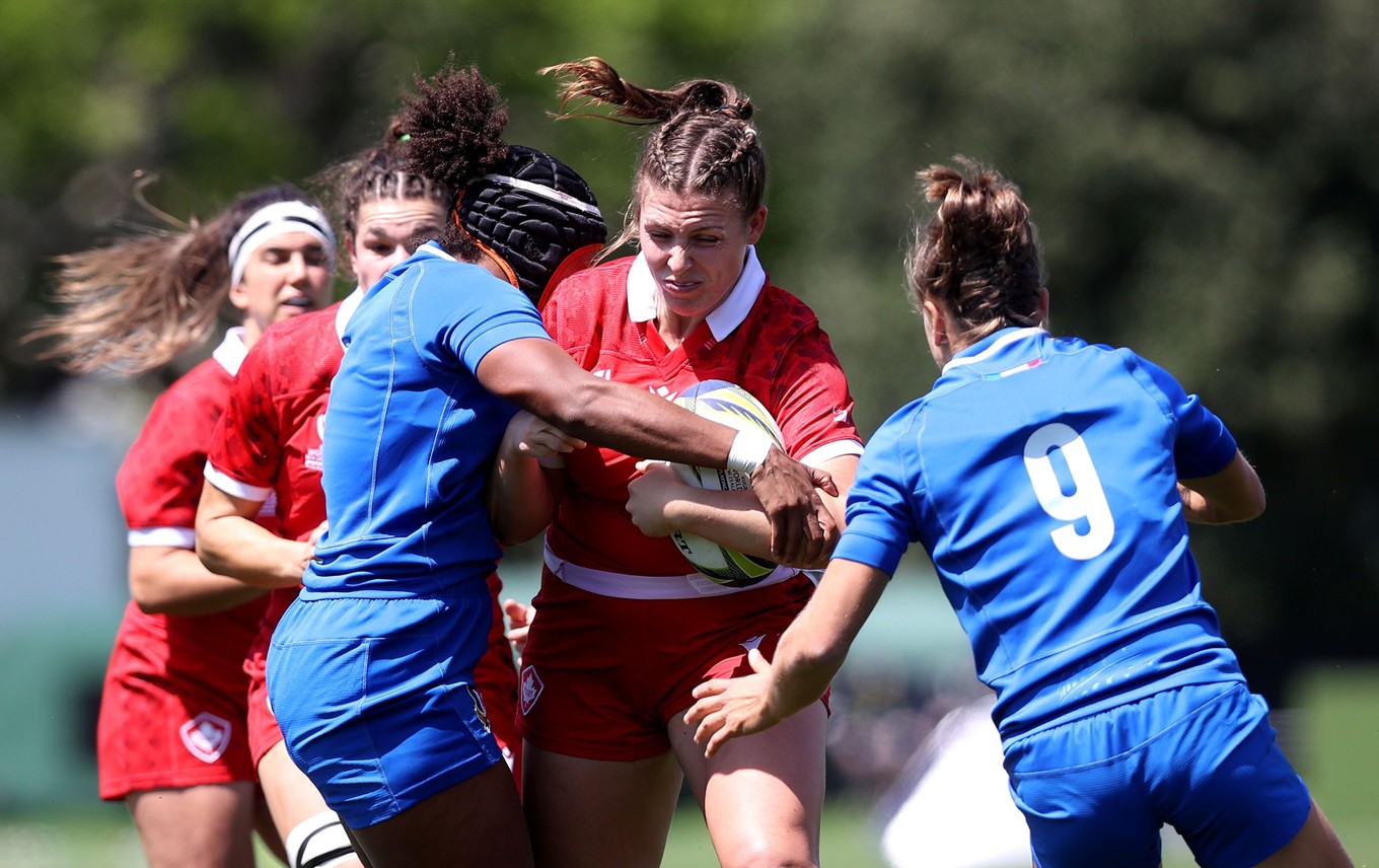 Tuttosi double helps Canada to victory