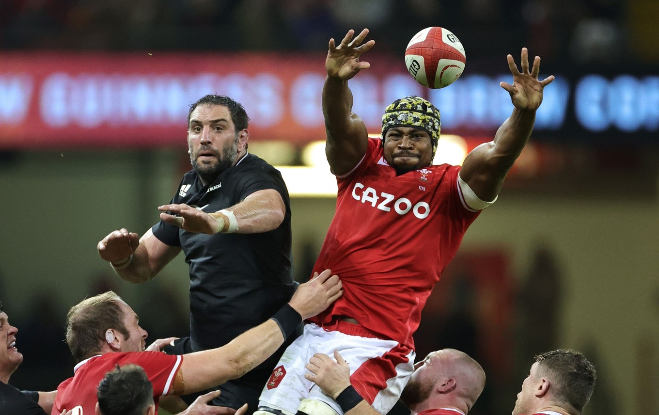 All Blacks prove too strong for Welsh