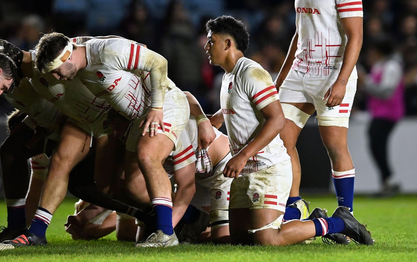 Fisilau helps England U20s to victory