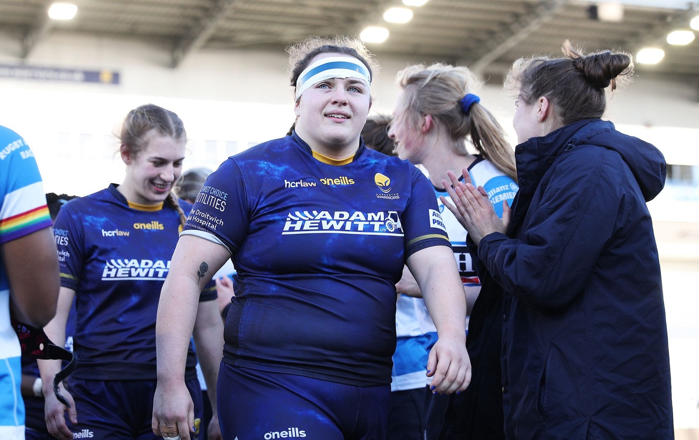 Long signs up for game-time with Exeter Chiefs Women