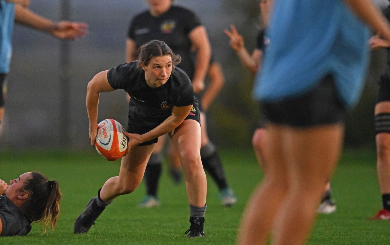 Flo Robinson called into the Red Roses training squad