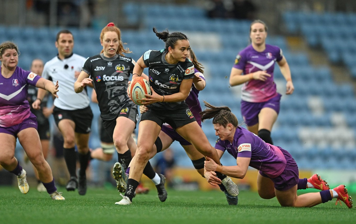 McGillivray to combine physiotherapy studies with new Chiefs contract