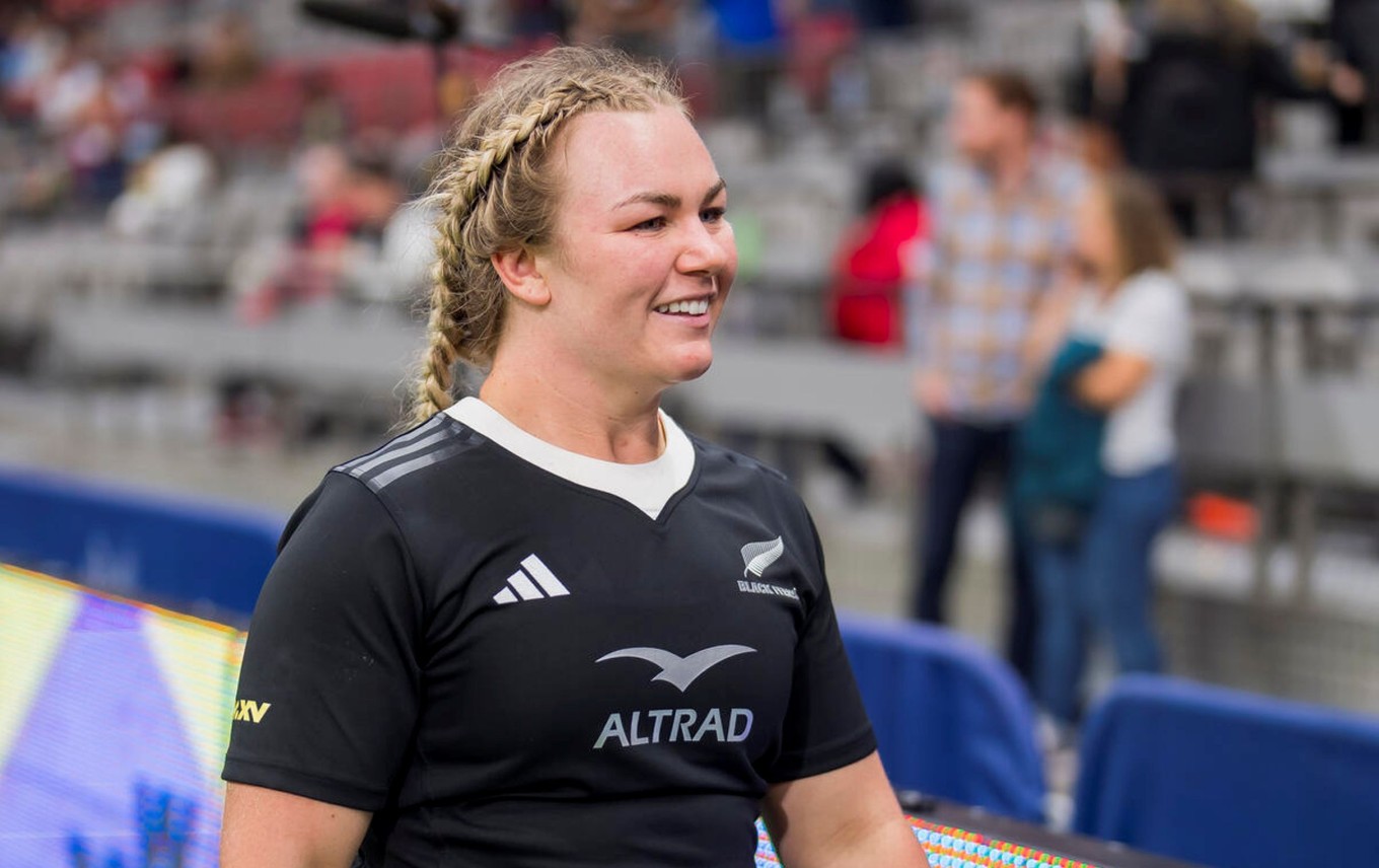 Chiefs sign Black Ferns prop Amy Rule