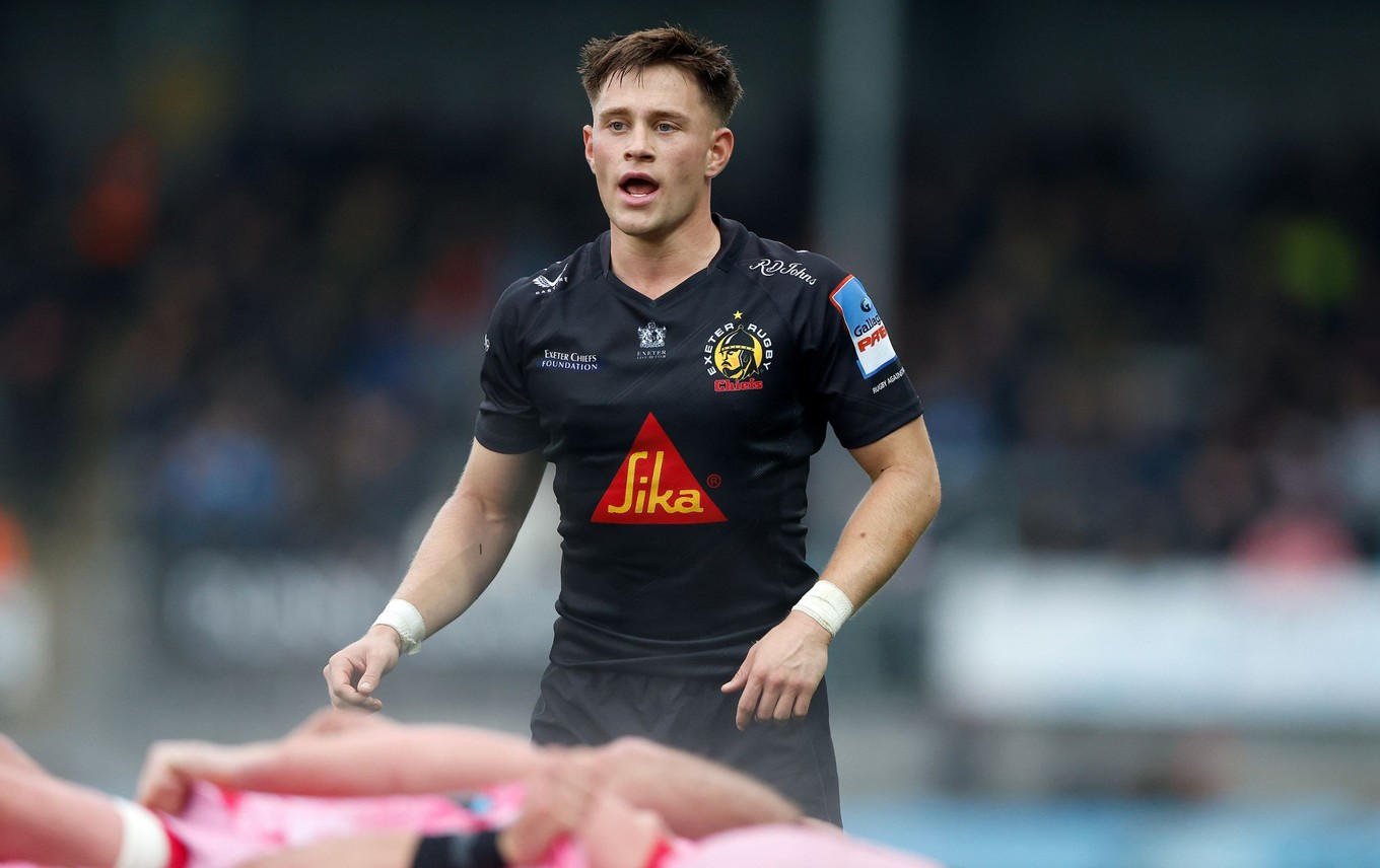 Italian international Varney settles in Devon with new contract