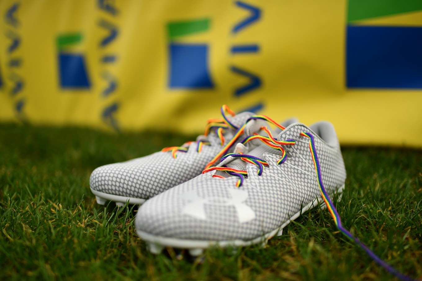 Premiership Rugby join forces with Stonewall