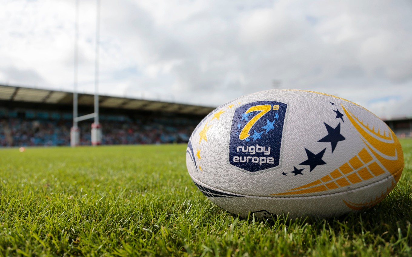 Guide to the Mitsubishi Motors Exeter 7s