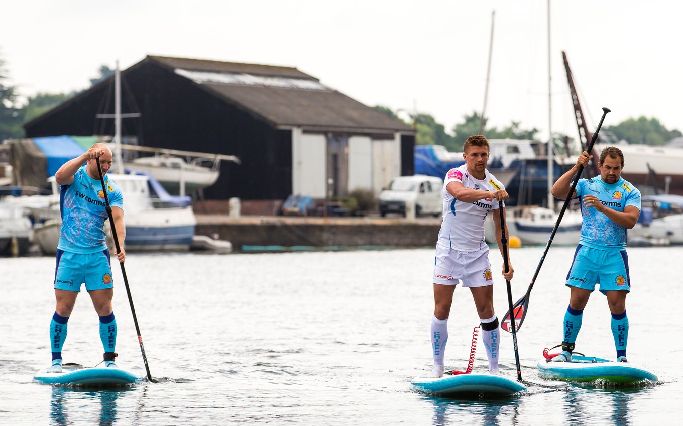 Crowds turn out for kit launch